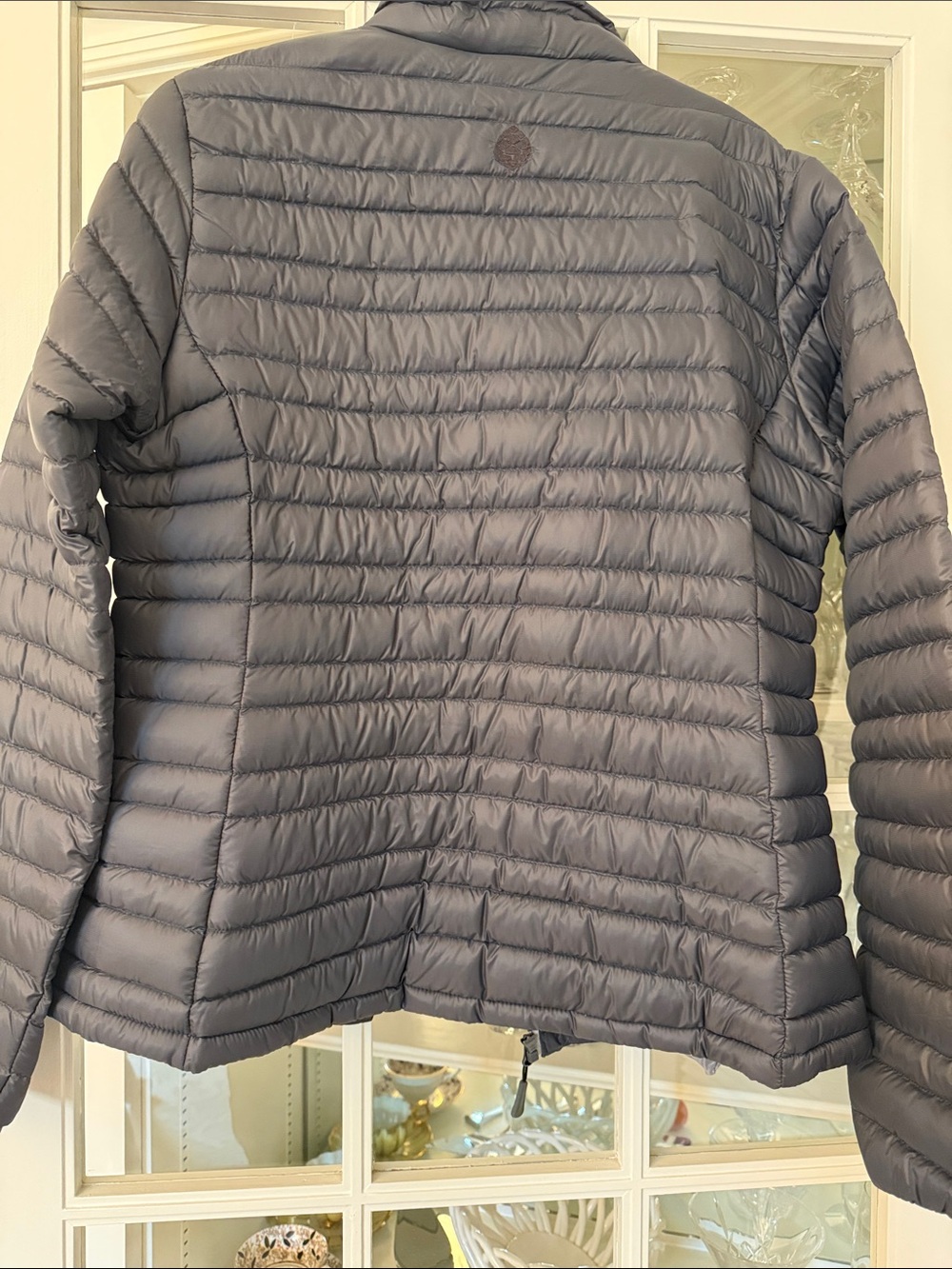 Stio Women's Lightweight Quilted Puffer Jacket - Gray - Picture 9 of 10
